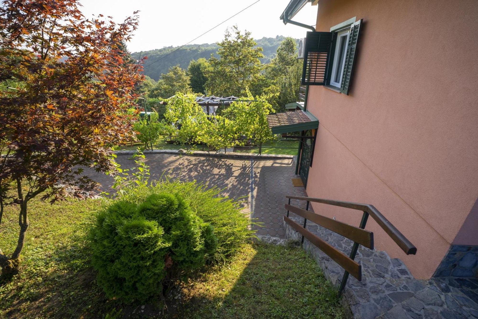 Willa Kuca Za Odmor Casa Huerta Frketic Selo Zewnętrze zdjęcie